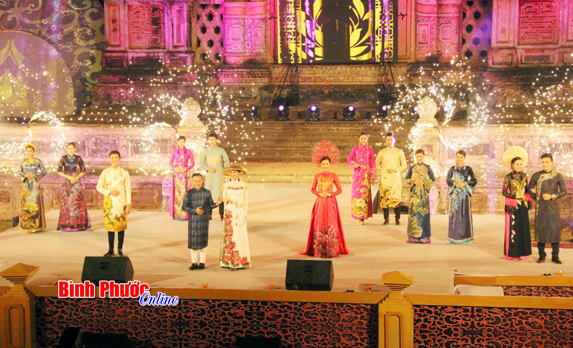 Festival Huế 2016: lễ hội &aacute;o d&agrave;i &ldquo;Nơi huyền thoại bắt đầu&rdquo;