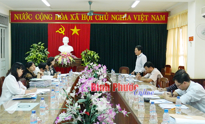 UBMTTQ tỉnh gi&aacute;m s&aacute;t c&ocirc;ng t&aacute;c bầu cử tại huyện Lộc Ninh