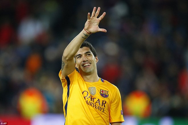 Suarez tỏa sáng, Barca ngược dòng hạ 10 người Atletico Madrid