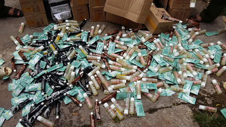 Ph&aacute;t hiện mỹ phẩm lậu