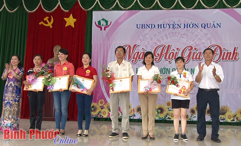 Hớn Quản tổ chức ng&agrave;y hội gia đ&igrave;nh 2016