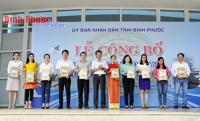 C&ocirc;ng bố quyết định của Thủ tướng Ch&iacute;nh phủ về Ng&agrave;y s&aacute;ch Việt Nam