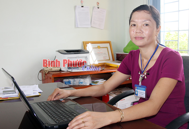 ƯCV đại biểu HĐND huyện B&ugrave; Đăng Nguyễn Thị Ngọc Trang: Ưu ti&ecirc;n x&oacute;a đ&oacute;i giảm ngh&egrave;o, x&acirc;y dựng n&ocirc;ng th&ocirc;n mới