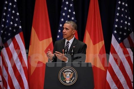 &Ocirc;ng Obama ph&aacute;t biểu trước hơn 2.000 học sinh, sinh vi&ecirc;n H&agrave; Nội