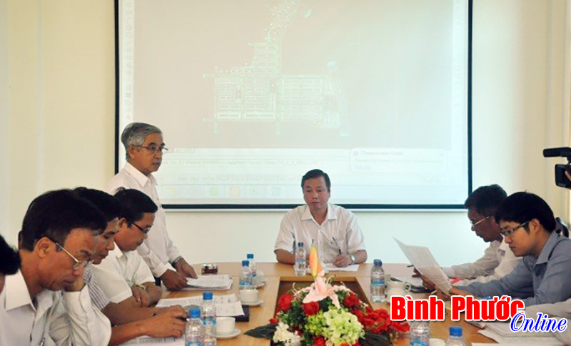 Ph&oacute; chủ tịch UBND tỉnh Huỳnh Anh Minh th&aacute;o gỡ kh&oacute; khăn tại C&ocirc;ng ty cổ phần KCN Bắc Đồng Ph&uacute;