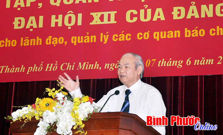 Qu&aacute;n triệt Nghị quyết XII của Đảng cho l&atilde;nh đạo, quản l&yacute; c&aacute;c cơ quan b&aacute;o ch&iacute;, xuất bản khu vực ph&iacute;a Nam