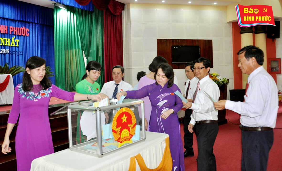 [Video] Phó Bí thư Thường trực Tỉnh ủy Trần Tuệ Hiền được bầu giữ chức Chủ tịch HĐND tỉnh khóa IX