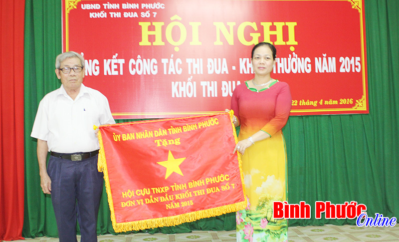 Khối thi đua số 7 ph&aacute;t động nhiều phong tr&agrave;o thiết thực, hiệu quả