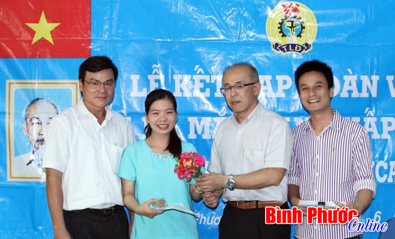 Th&agrave;nh lập 3 c&ocirc;ng đo&agrave;n cơ sở trong khu c&ocirc;ng nghiệp