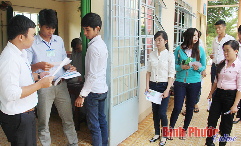 9.063 “sĩ tử” làm thủ tục kỳ thi THPT quốc gia năm 2016