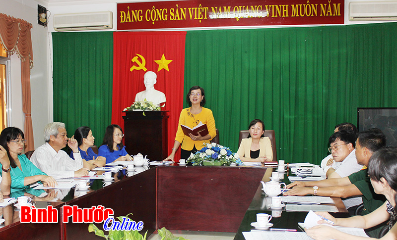 Tổ chức c&aacute;c ng&agrave;y lễ lớn phải lồng gh&eacute;p sự kiện ch&iacute;nh trị của đất nước với của tỉnh