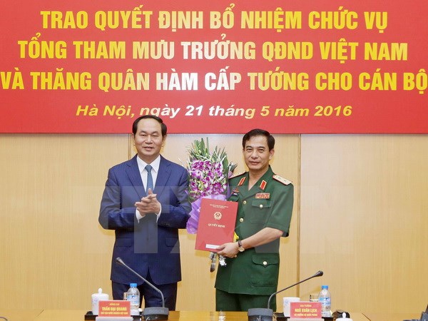 Trao quyết định bổ nhiệm Tổng Tham mưu trưởng Qu&acirc;n đội Nh&acirc;n d&acirc;n
