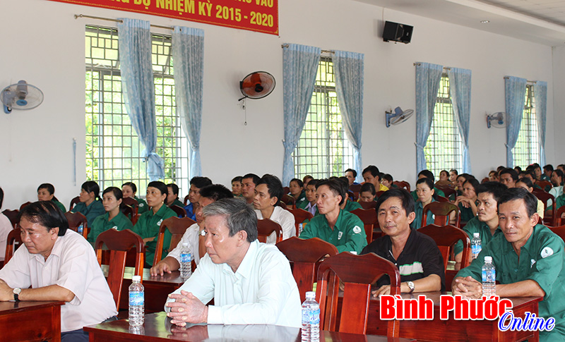 Huyện Hớn Quản v&agrave; c&ocirc;ng ty cao su B&igrave;nh Long phối hợp tuy&ecirc;n truyền bầu cử