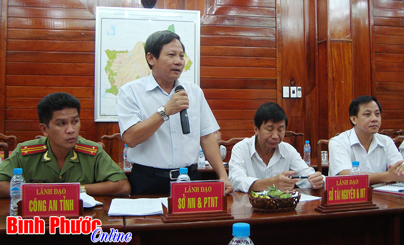 Văn ph&ograve;ng UBND tỉnh họp b&aacute;o định kỳ qu&yacute; 1/2016