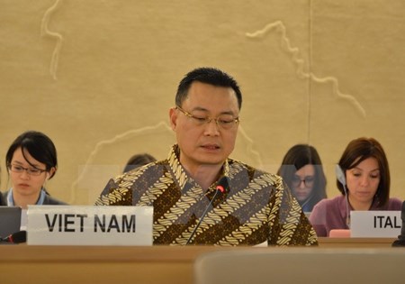     ASEAN Việt Nam thay mặt ASEAN khẳng định cam kết x&acirc;y dựng với UPR