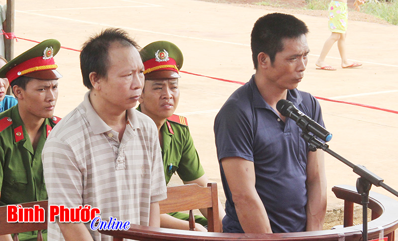 5 năm t&ugrave; v&igrave; chứa mại d&acirc;m v&agrave; 42 th&aacute;ng t&ugrave; v&igrave; trộm điều