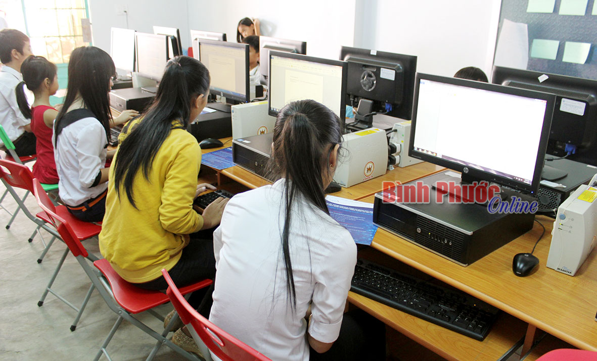 Phước Long chú trọng giáo dục nhận thức về thông tin trên mạng xã hội