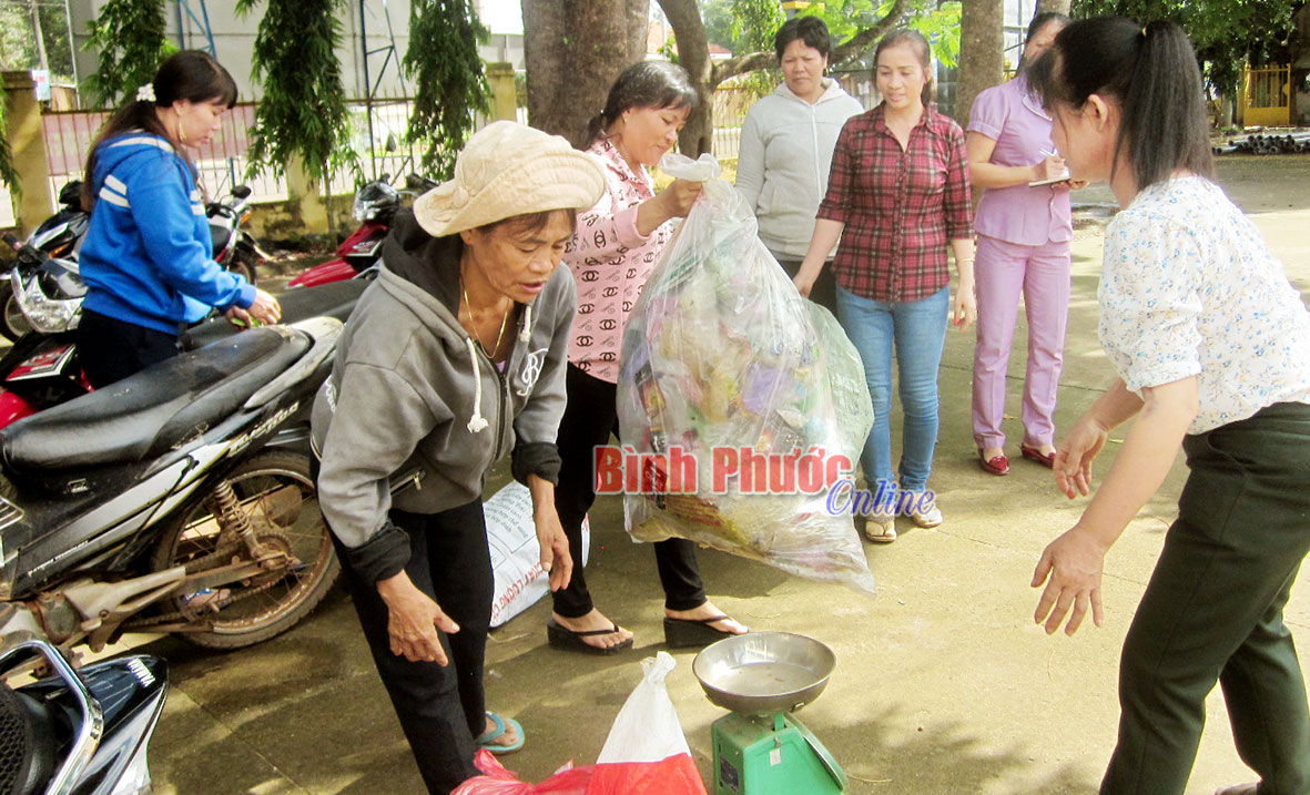 Hội phụ nữ xã Thanh Hòa: Việc làm nhỏ, ý nghĩa lớn