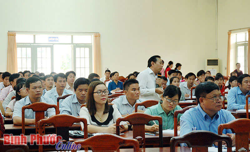 B&ugrave; Đăng, Đồng Ph&uacute;, khối c&aacute;c cơ quan tỉnh qu&aacute;n triệt Nghị quyết Đại hội lần thứ XII của Đảng