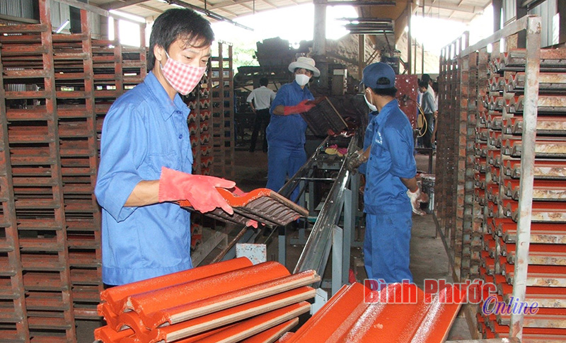 B&igrave;nh Phước ban h&agrave;nh chương tr&igrave;nh h&agrave;nh động hỗ trợ v&agrave; ph&aacute;t triển doanh nghiệp