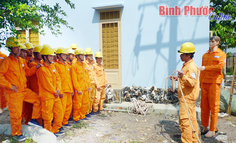 Điện lực Bình Phước tăng cường đầu tư phát triển lưới điện trên địa bàn Phước Long