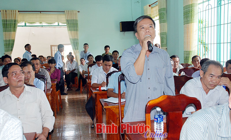 Đại biểu Quốc hội tiếp x&uacute;c cử tri Phước Long, Ph&uacute; Riềng: &ldquo;N&oacute;ng&rdquo; vấn đề m&ocirc;i trường, an to&agrave;n thực phẩm, thu ph&iacute; BOT