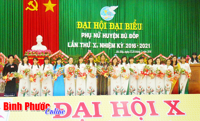 Đại hội Hội li&ecirc;n hiệp phụ nữ huyện B&ugrave; Đốp lần thứ X