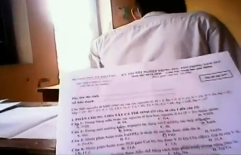 Hàng loạt thí sinh ''chết'' vì ''phao''