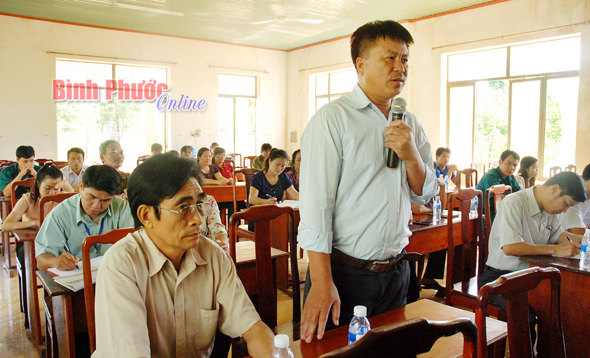 Đại biểu HĐND tỉnh tiếp xúc cử tri hai xã Tân Phước, Tân Lập