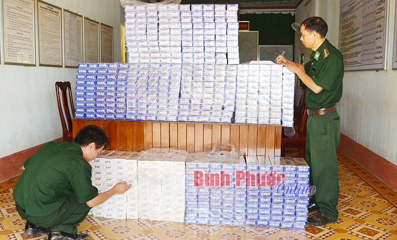 Đồn bi&ecirc;n ph&ograve;ng cửa khẩu Ho&agrave;ng Diệu chủ động đấu tranh ph&ograve;ng, chống bu&ocirc;n lậu thuốc l&aacute;