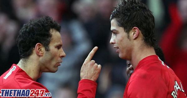 Ronaldo từng bị Giggs "dằn mặt" vì lon nước ngọt