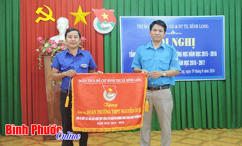 Bình Long tổng kết công tác Đoàn - Đội trường học