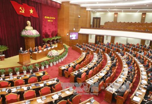 Hội nghị Trung ương 3 giới thiệu nh&acirc;n sự cấp cao