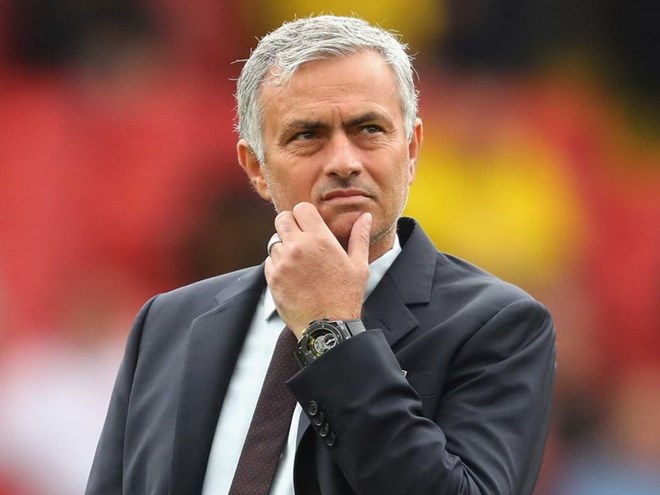 Man United thua liên tiếp, Mourinho không còn là "Người đặc biệt"