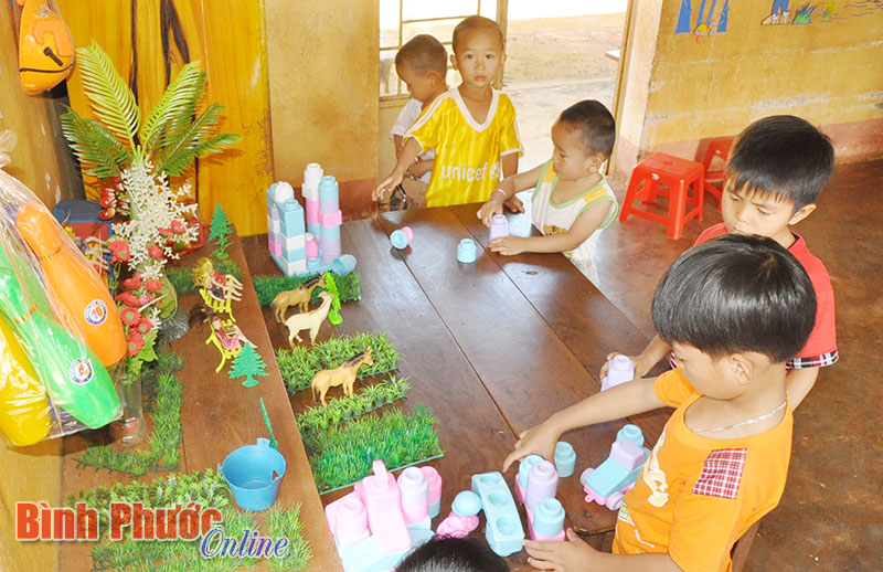 Đồng Phú đầu tư hơn 9 tỷ đồng xây dựng trường lớp, mua sắm thiết bị