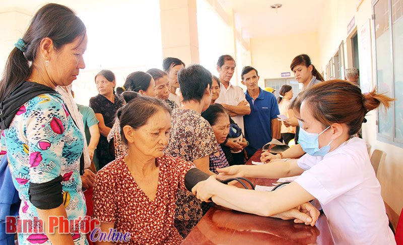 Nghề công tác xã hội - Triển vọng và những bất cập