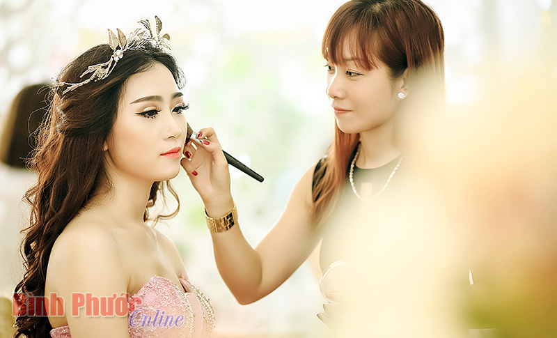 Nghề lưu giữ k&yacute; ức đẹp