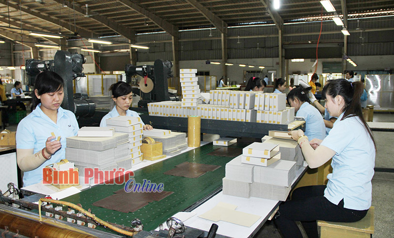 Những r&agrave;o cản từ việc thực thi Bộ luật Lao động