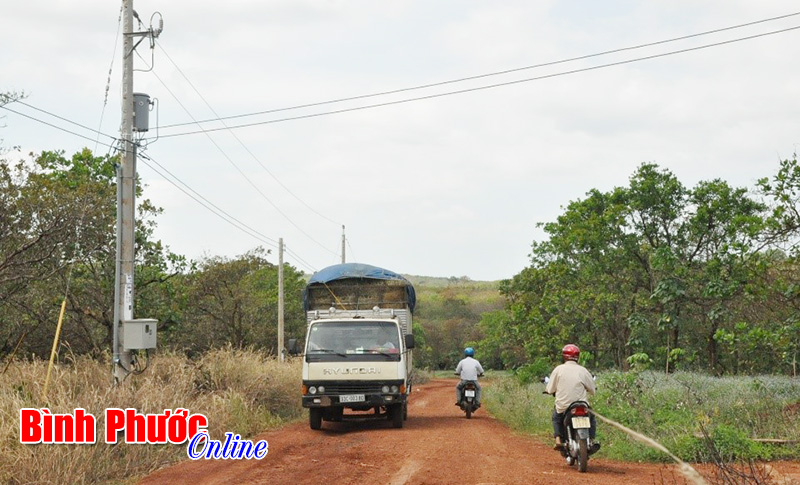 Chơn Thành có 98,6% hộ được sử dụng điện