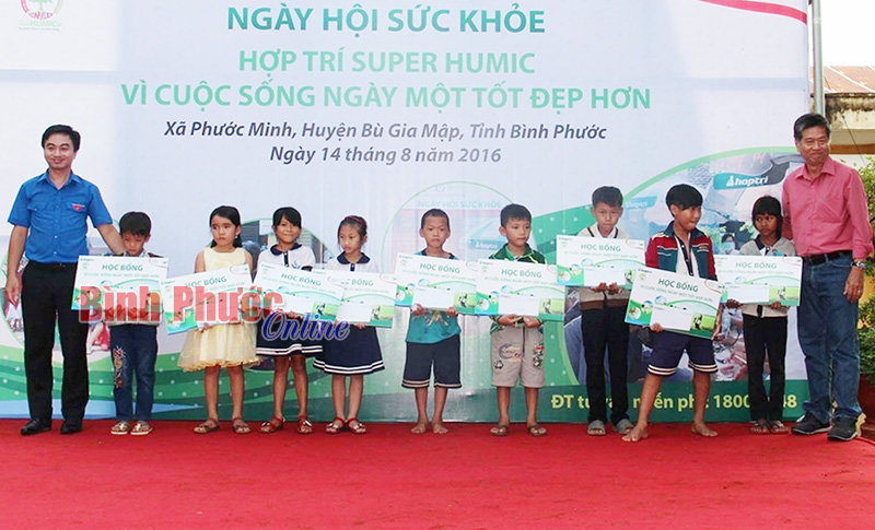 Rộn r&agrave;ng ng&agrave;y hội sức khỏe &ldquo;V&igrave; cuộc sống ng&agrave;y một tốt đẹp hơn&rdquo;