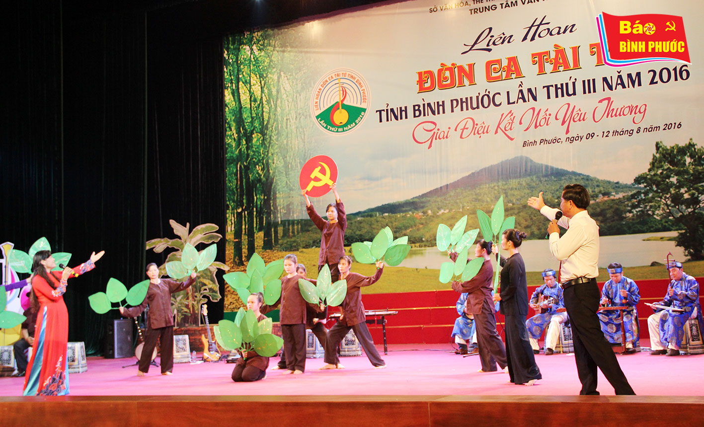 [Video] Liên hoan Đờn ca tài tử Bình Phước lần thứ III năm 2016