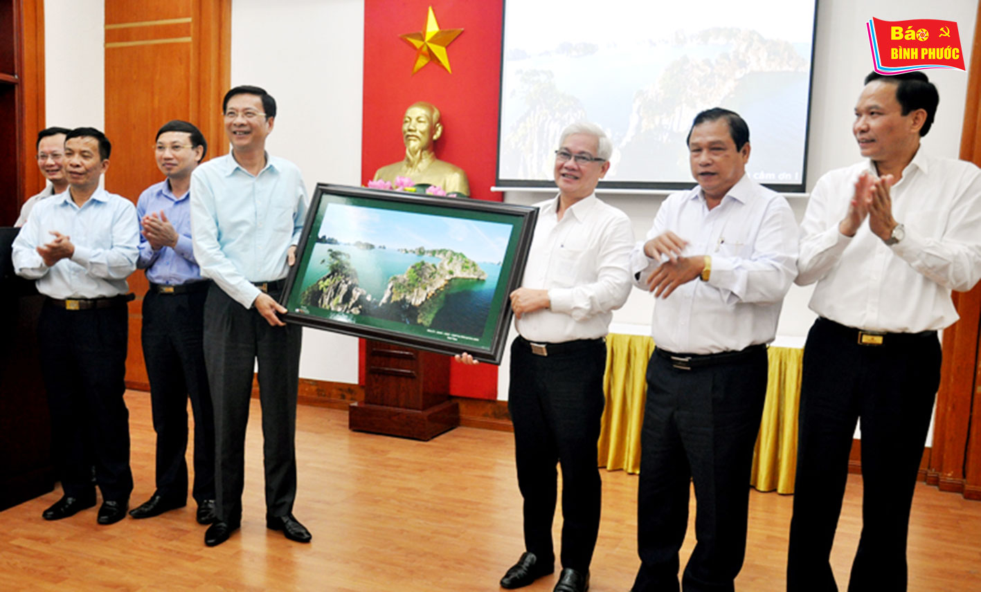 [Video] Đoàn cán bộ chủ chốt Bình Phước học tập kinh nghiệm tại tỉnh Quảng Ninh