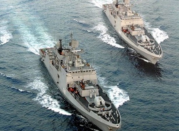 Hơn 100 tàu chiến Nga tham gia cuộc tập trận hoành tráng