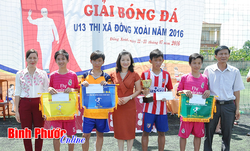 Phường Tân Thiện vô địch giải bóng đá U13 thị xã Đồng Xoài năm 2016