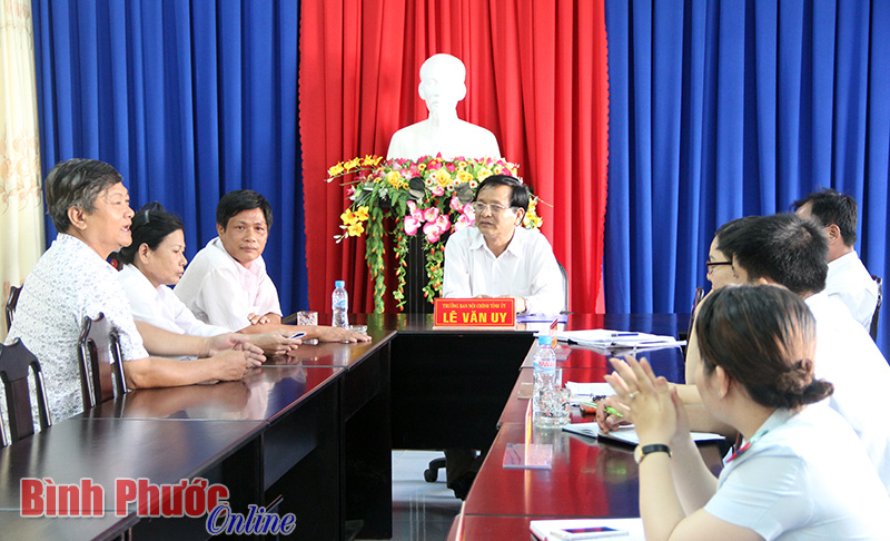 Thường trực tỉnh ủy tiếp c&ocirc;ng d&acirc;n định kỳ: Chủ yếu li&ecirc;n quan đến bồi thường, giải ph&oacute;ng mặt bằng