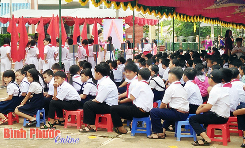 Trách nhiệm đánh giá chất lượng của học sinh tiểu học