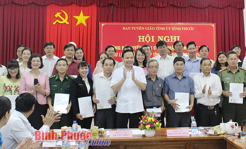 Tầm quan trọng của c&ocirc;ng t&aacute;c nắm bắt, nghi&ecirc;n cứu DLXH