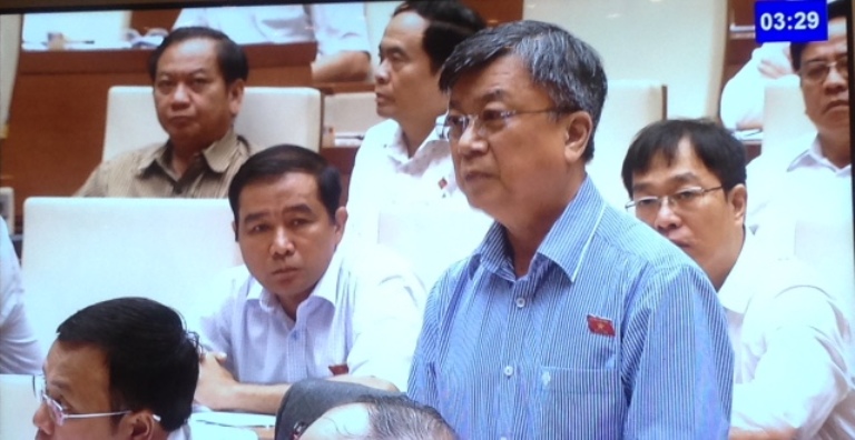 Cần c&oacute; chuy&ecirc;n đề gi&aacute;m s&aacute;t về &ocirc; nhiễm m&ocirc;i trường