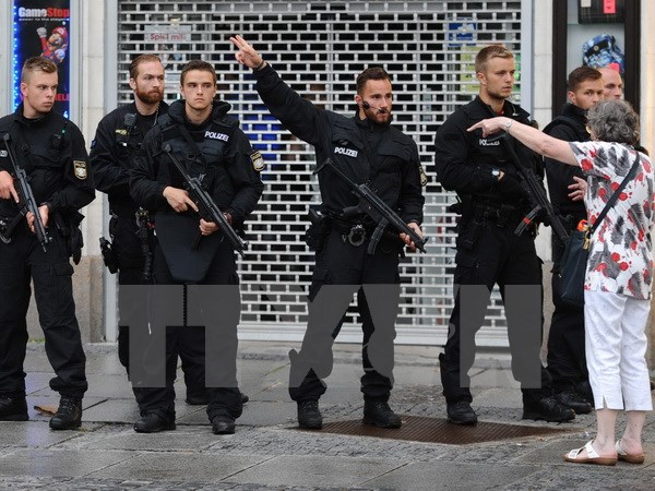 Sẵn sàng hỗ trợ người Việt ở Đức sau vụ xả súng tại Munich