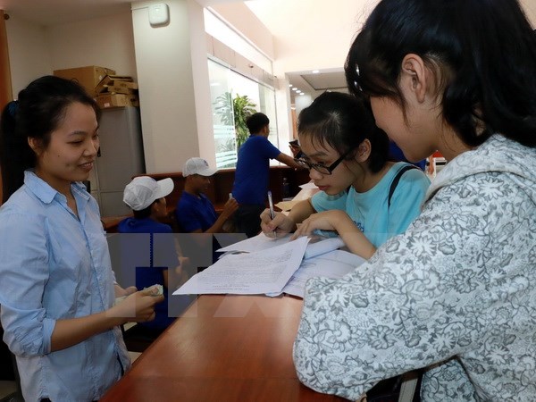 Hàng loạt trường tiếp tục công bố điểm chuẩn đại học năm 2016